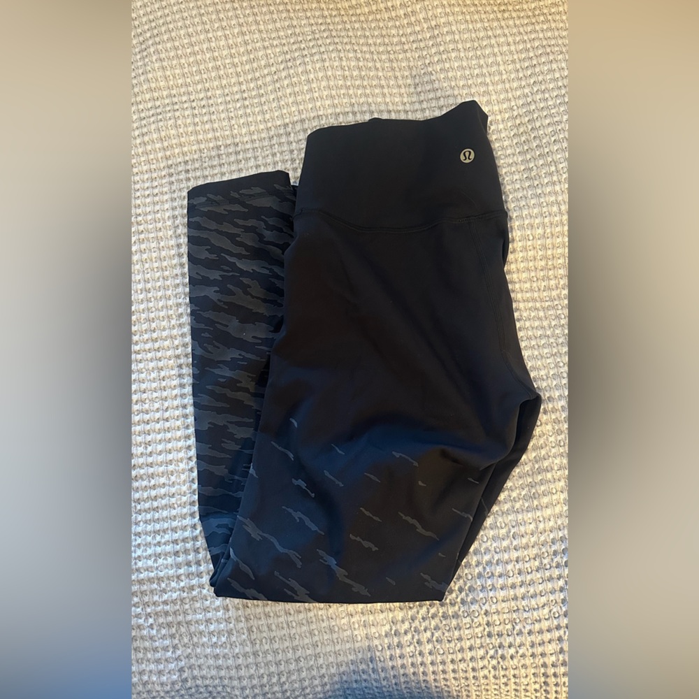 lululemon athletica Black and Gray Leggings zebra